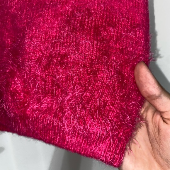 Night Out Fuzzy Pink Tank Top 🕺🏻 - Picture 3 of 4